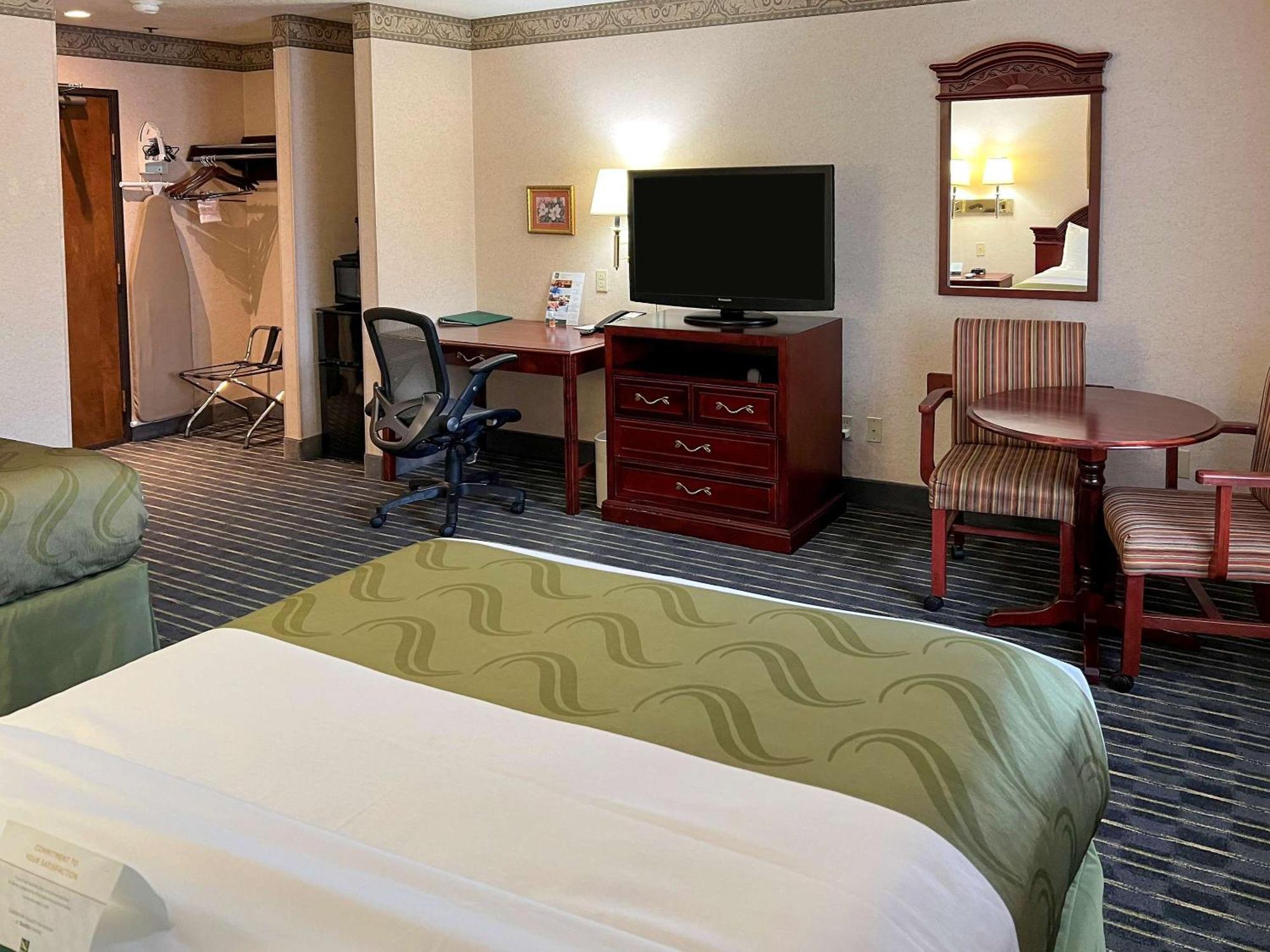 Quality Inn Santa Clara Convention Center Sunnyvale Bagian luar foto