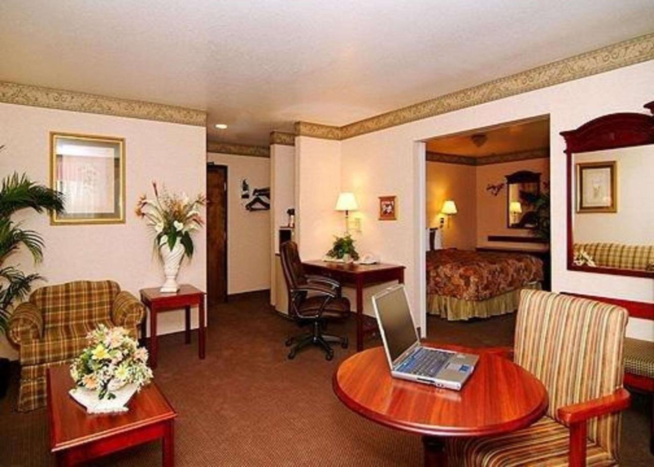 Quality Inn Santa Clara Convention Center Sunnyvale Bagian luar foto
